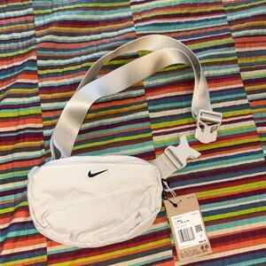 Sale $18 Nike Light Gray Waist Pack beautiful new tags, rubber logo two pockets
